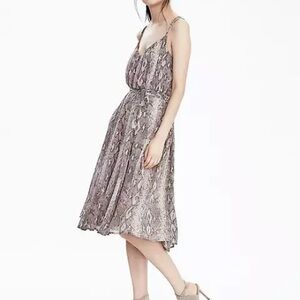 NWT Banana Republic Snakeskin Print Knee Length Dress Brown Tan XS‎ Petite